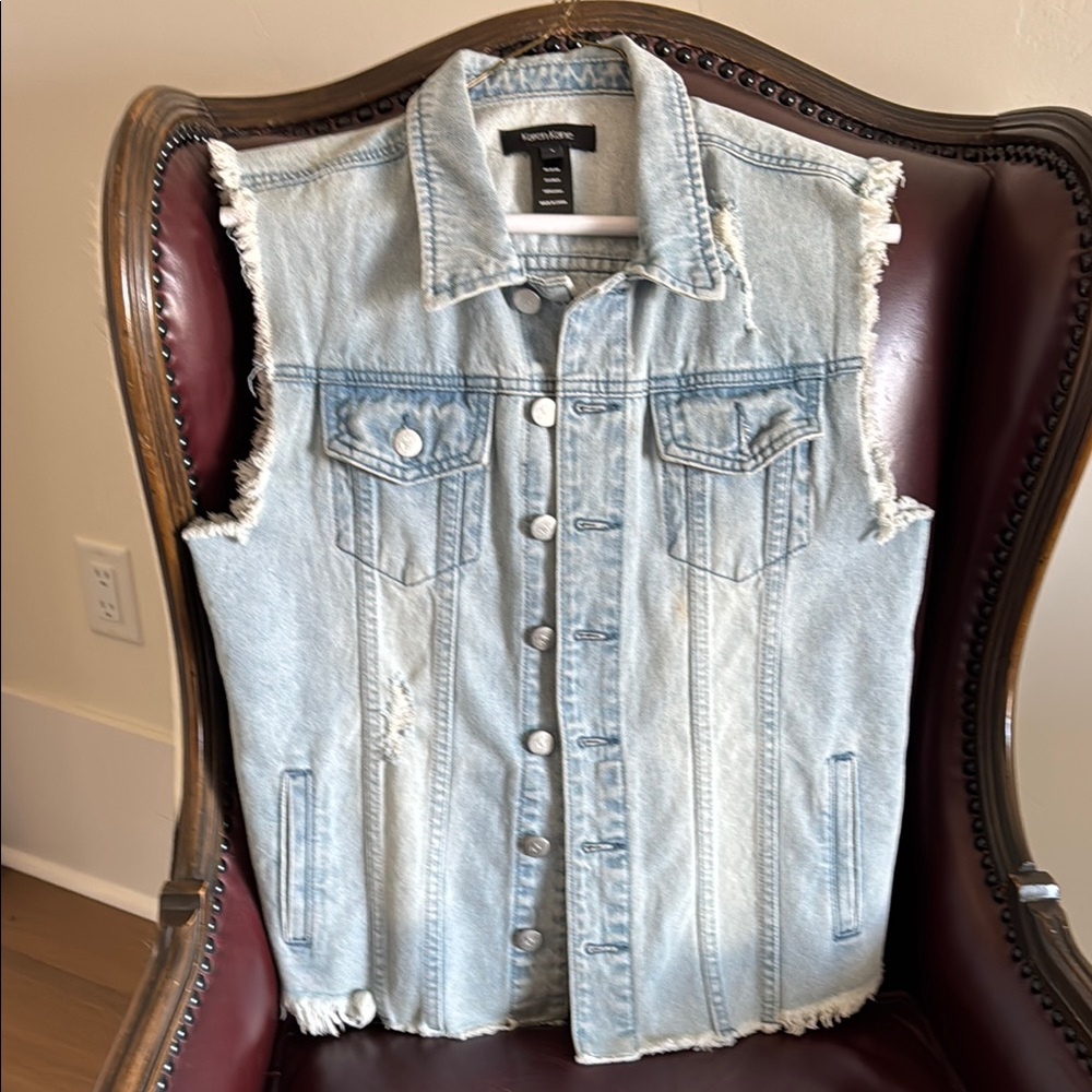 Karen Kane Light Blue Denim Vest